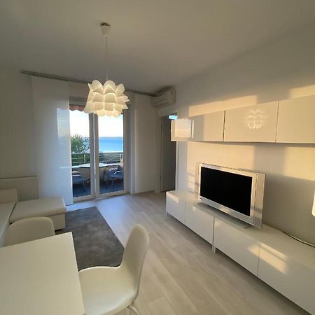 Club218 The Sunset - Wellness Apartment Siófok Exterior foto